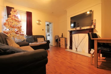 4 bed house, Brandon Grove, Jesmond Vale, Newcastle, NE21PA - Image 2